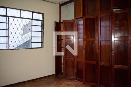 Casa à venda com 400m², 6 quartos e 2 vagasQuarto 2