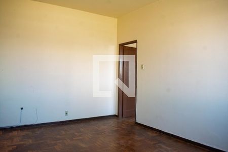 Sala de casa à venda com 6 quartos, 400m² em Monsenhor Messias, Belo Horizonte