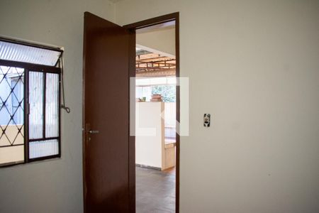 Casa à venda com 400m², 6 quartos e 2 vagasQuarto 5