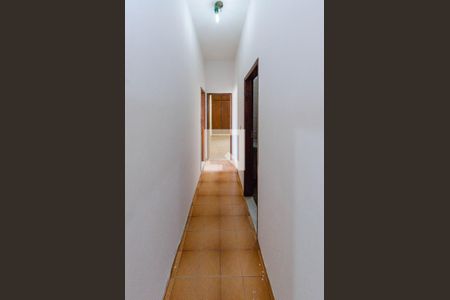 Casa à venda com 400m², 6 quartos e 2 vagasCasa 2 - Corredor