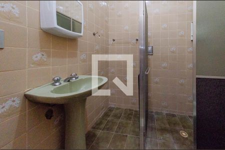 Casa à venda com 400m², 6 quartos e 2 vagasCasa 2 - Banheiro