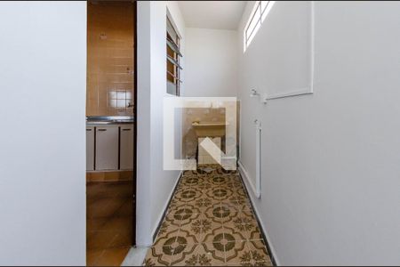 Casa à venda com 400m², 6 quartos e 2 vagasCasa 2 - Área de serviço