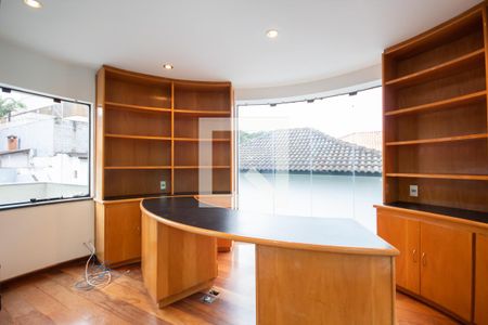 Escritório de casa à venda com 4 quartos, 484m² em Adalgisa, Osasco