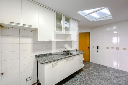 Apartamento para alugar com 126m², 3 quartos e 3 vagasCozinha