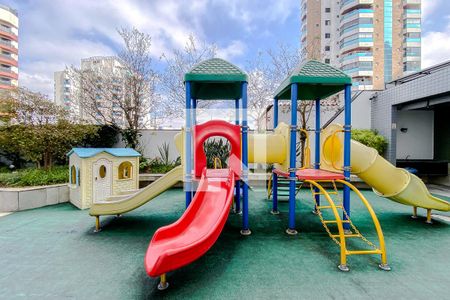 Apartamento para alugar com 126m², 3 quartos e 3 vagasÁrea comum - Playground