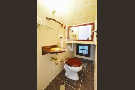 Lavabo de casa à venda com 3 quartos, 120m² em Jardim Aeroporto, São Paulo