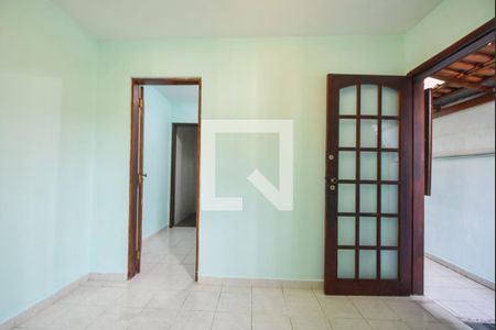 Casa à venda com 120m², 3 quartos e 2 vagasQuarto de Serviços 02