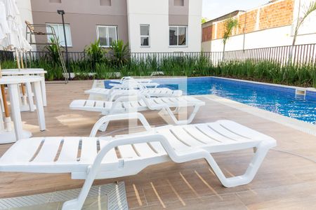 Apartamento à venda com 34m², 1 quarto e sem vaga Apartamento à venda com 34m², 1 quarto e sem vagaÁrea comum - Piscina