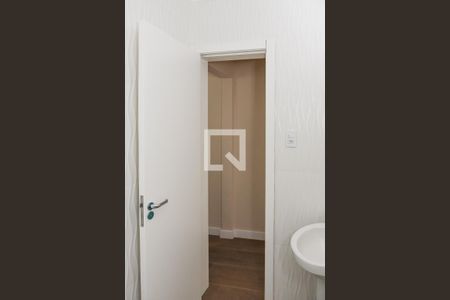 Apartamento à venda com 77m², 2 quartos e sem vaga Apartamento à venda com 77m², 2 quartos e sem vagaBanheiro