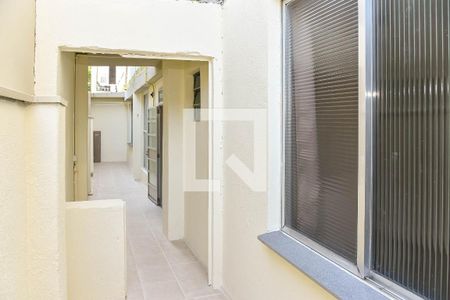 Apartamento à venda com 77m², 2 quartos e sem vaga Apartamento à venda com 77m², 2 quartos e sem vagaÁrea de Serviço