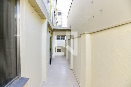 Apartamento à venda com 77m², 2 quartos e sem vaga Apartamento à venda com 77m², 2 quartos e sem vagaÁrea de Serviço