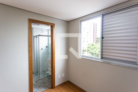 Apartamento para alugar com 111m², 2 quartos e 2 vagas Apartamento para alugar com 111m², 2 quartos e 2 vagasSuíte 2