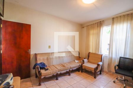 Sala de casa à venda com 4 quartos, 383m² em Jardim Tamoio, Jundiaí