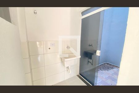 Apartamento à venda com 31m², 2 quartos e sem vagaÁrea de Serviço e Quintal 