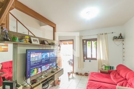 Sala de casa de condomínio à venda com 2 quartos, 65m² em Campo Novo, Porto Alegre