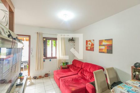 Sala de casa de condomínio à venda com 2 quartos, 65m² em Campo Novo, Porto Alegre