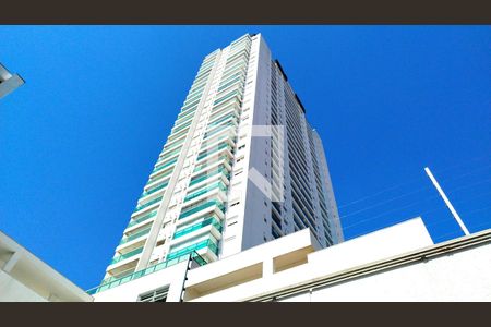Apartamento para alugar com 45m², 1 quarto e 1 vagaFachada
