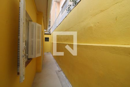 Casa à venda com 116m², 3 quartos e 2 vagasCorredor