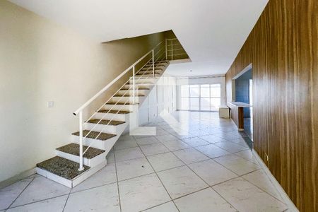 Sala de casa para alugar com 4 quartos, 230m² em Planalto Paulista, São Paulo
