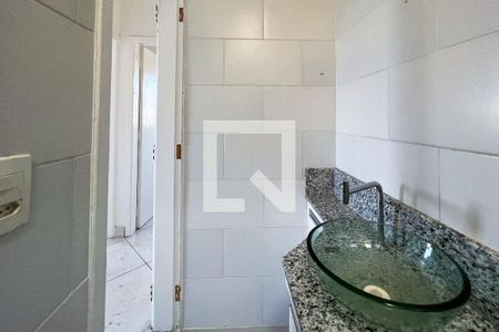 Casa para alugar com 230m², 4 quartos e 3 vagasBanheiro da Suíte 2