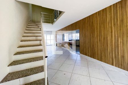 Sala de casa para alugar com 4 quartos, 230m² em Planalto Paulista, São Paulo