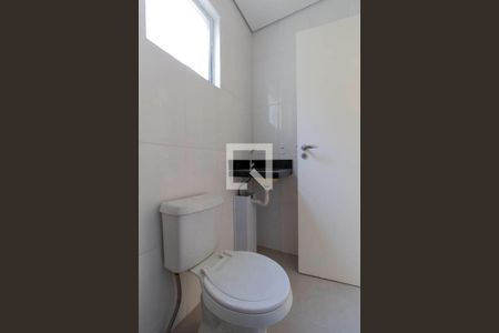 Banheiro de apartamento à venda com 1 quarto, 38m² em Vila Granada, São Paulo