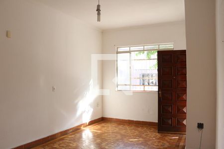 Sala de casa à venda com 3 quartos, 120m² em Chácara Califórnia, São Paulo