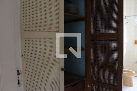 Casa à venda com 126m², 3 quartos e 1 vagaBanheiro