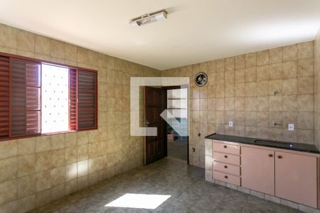 Cozinha de casa à venda com 4 quartos, 90m² em Lagoinha, Belo Horizonte