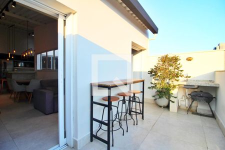 Apartamento à venda com 110m², 2 quartos e 2 vagasCobertura 