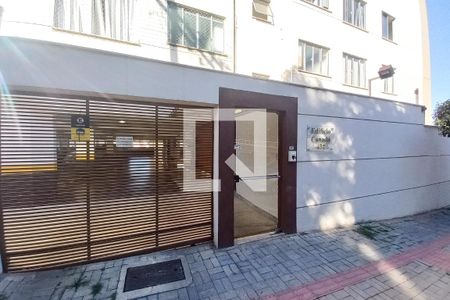 Apartamento para alugar com 65m², 2 quartos e 2 vagasFachada