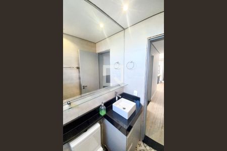 Apartamento para alugar com 65m², 2 quartos e 2 vagasBanheiro