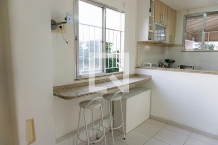 Sala e cozinha integrada de kitnet/studio para alugar com 1 quarto, 30m² em Urca, Rio de Janeiro