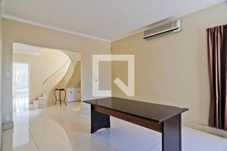 Casa à venda com 299m², 4 quartos e 4 vagasSala de Jantar