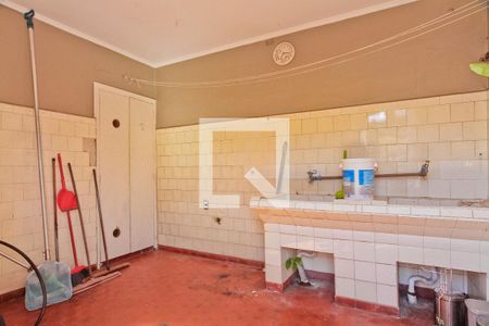 Casa à venda com 299m², 4 quartos e 4 vagasÁrea de Serviço