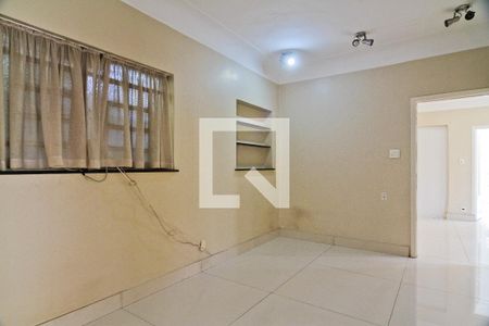 Casa à venda com 299m², 4 quartos e 4 vagasCopa