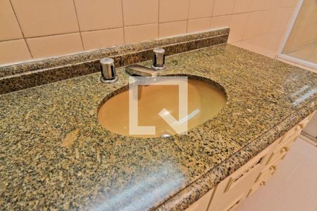 Casa à venda com 299m², 4 quartos e 4 vagasBanheiro