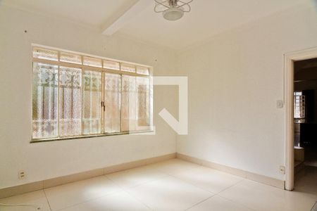 Sala de TV de casa à venda com 4 quartos, 299m² em Jardim São Bento, São Paulo