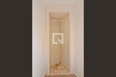 Casa à venda com 299m², 4 quartos e 4 vagasQuarto de Serviço