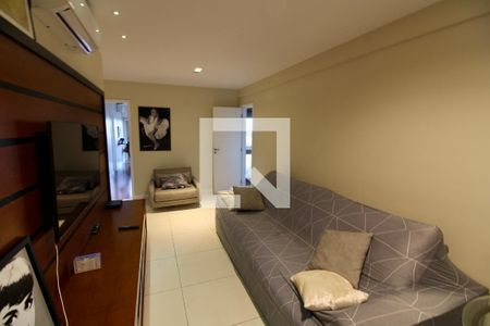 Sala de apartamento à venda com 5 quartos, 206m² em Barra da Tijuca, Rio de Janeiro