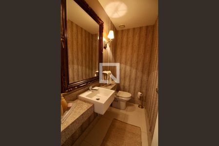 Apartamento à venda com 206m², 5 quartos e 3 vagasLavabo