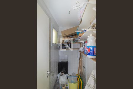 Apartamento para alugar com 150m², 4 quartos e 2 vagas Apartamento para alugar com 150m², 4 quartos e 2 vagasBanheiro de Serviço