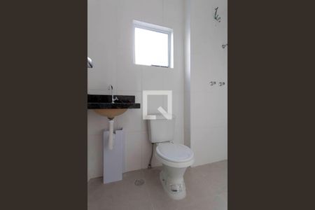 Banheiro de apartamento para alugar com 1 quarto, 34m² em Vila Granada, São Paulo