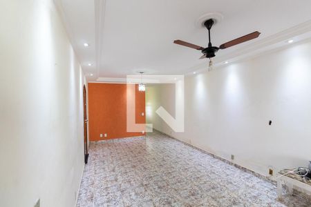 Sala de casa para alugar com 3 quartos, 200m² em Vila Ré, São Paulo