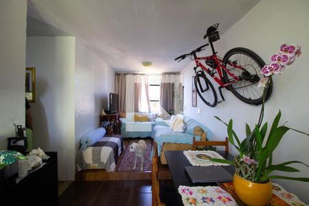 Sala de apartamento à venda com 2 quartos, 48m² em Itaquera, São Paulo