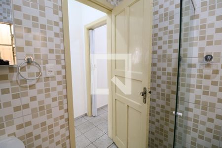 Banheiro de casa para alugar com 1 quarto, 35m² em Jardim Esmeralda, São Paulo