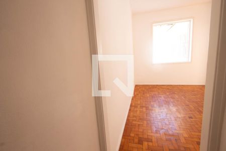 Hall de entrada de apartamento à venda com 2 quartos, 57m² em Copacabana, Rio de Janeiro