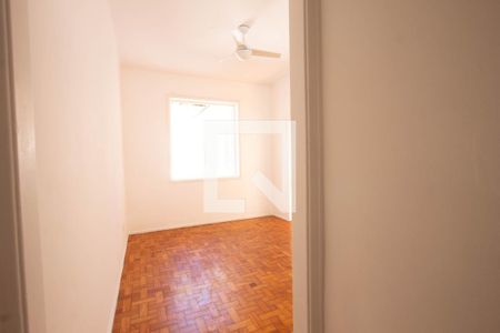 Hall de entrada de apartamento à venda com 2 quartos, 57m² em Copacabana, Rio de Janeiro