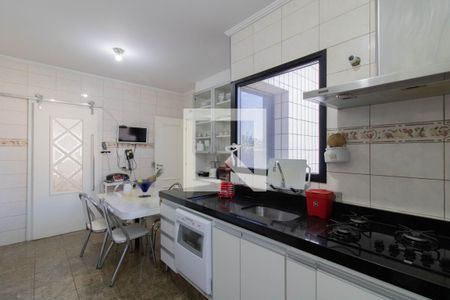 Apartamento para alugar com 178m², 3 quartos e 3 vagasCozinha