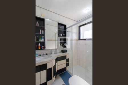 Apartamento para alugar com 178m², 3 quartos e 3 vagasBanheiro da Suíte 2